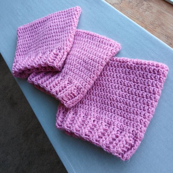 ALL OFFERS ACCEPTED: Donation to Planned Parenthood Action Fund / Pink PussyHat - Picture 10 of 16